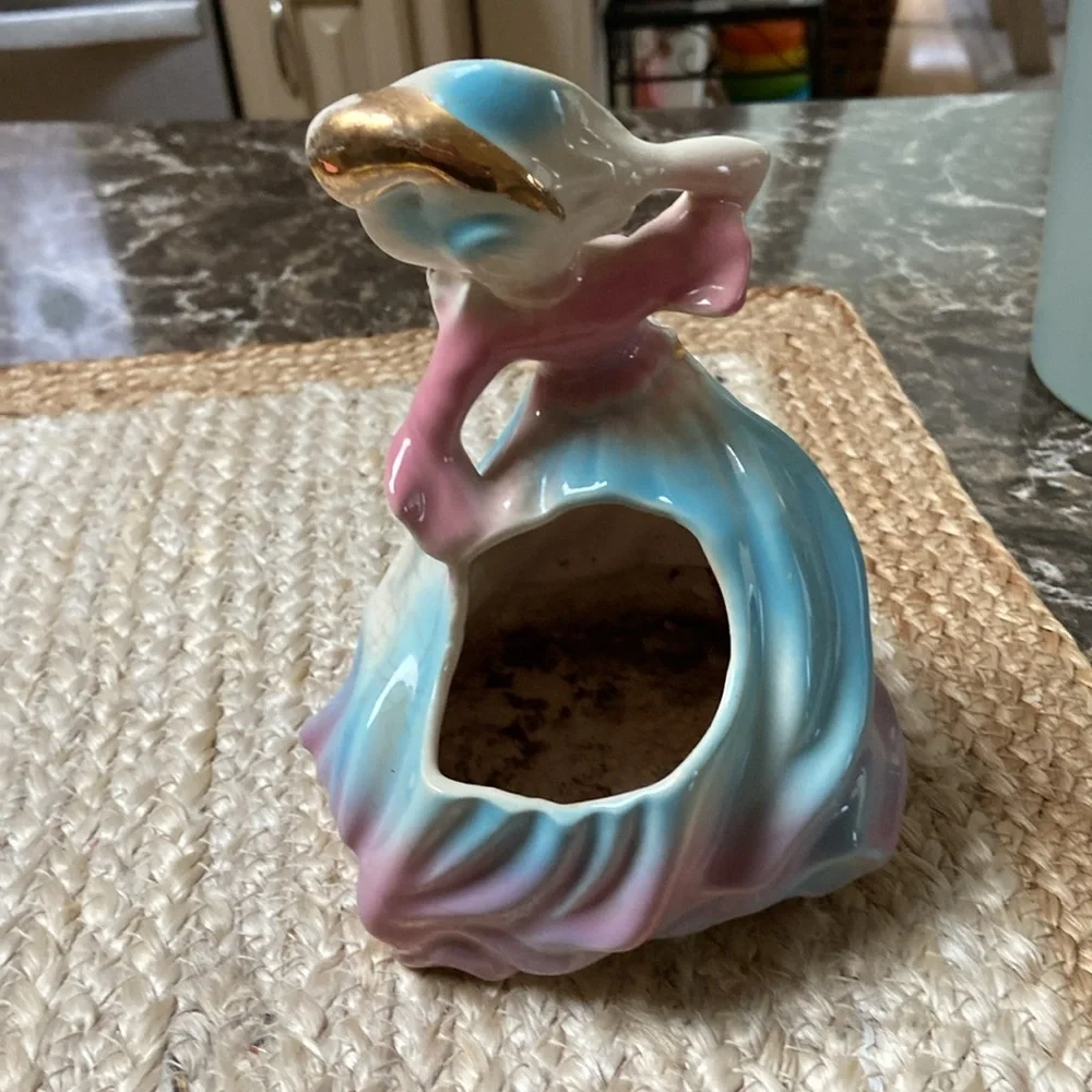 Vintage planter Victorian lady